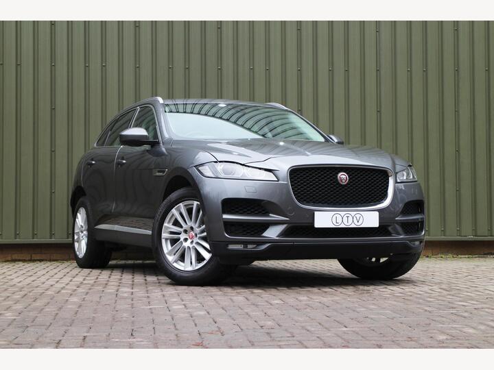 Jaguar F-PACE 3.0 D300 V6 Portfolio Auto AWD Euro 6 (s/s) 5dr Jaguar F-PACE 3.0 D300 V6 Portfolio Auto AWD Euro 6 (s/s) 5dr
