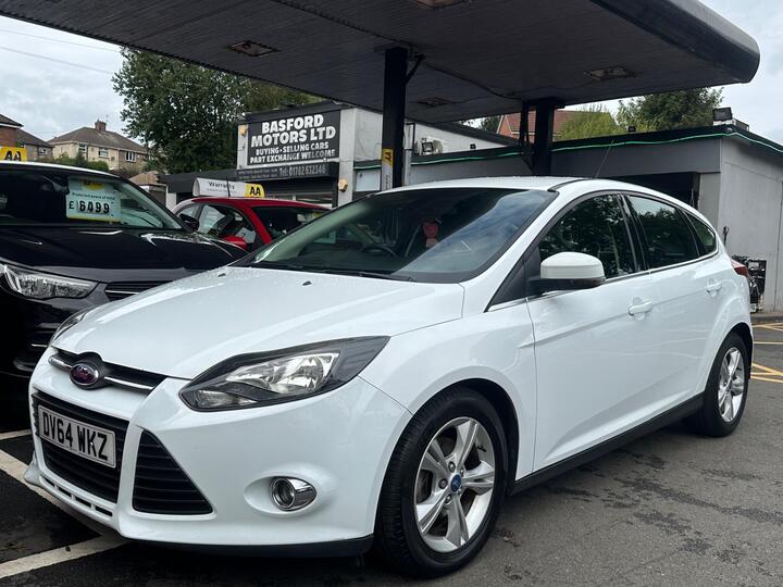 Ford Focus 1.6 TDCi Zetec Euro 5 (s/s) 5dr