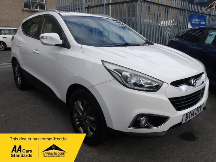 Hyundai Ix35 1.7 CRDi SE Euro 5 (s/s) 5dr (Nav) Hyundai Ix35 1.7 CRDi SE Euro 5 (s/s) 5dr (Nav)