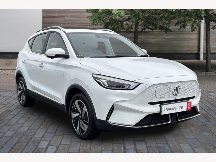 MG MG ZS 51.1kWh Trophy Auto 5dr