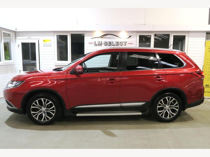 Mitsubishi Outlander 2.2 DI-D GX3 4WD Euro 6 (s/s) 5dr