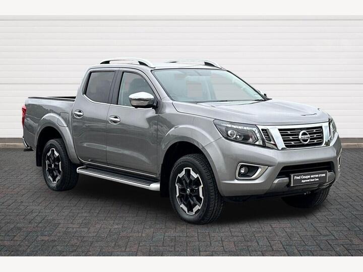 Nissan NAVARA 2.3 DCi Tekna 4WD Euro 6 (s/s) 4dr