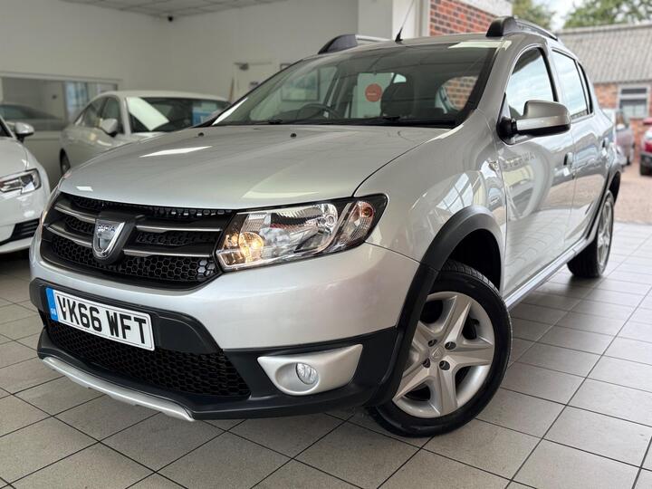 Dacia Sandero Stepway 1.5 DCi Laureate Euro 6 (s/s) 5dr