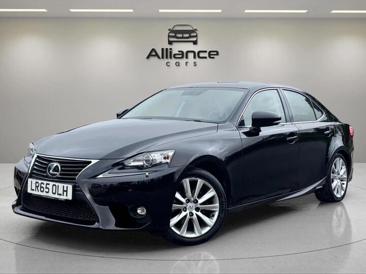 Lexus IS 2.5 300h Executive Edition E-CVT Euro 5 (s/s) 4dr