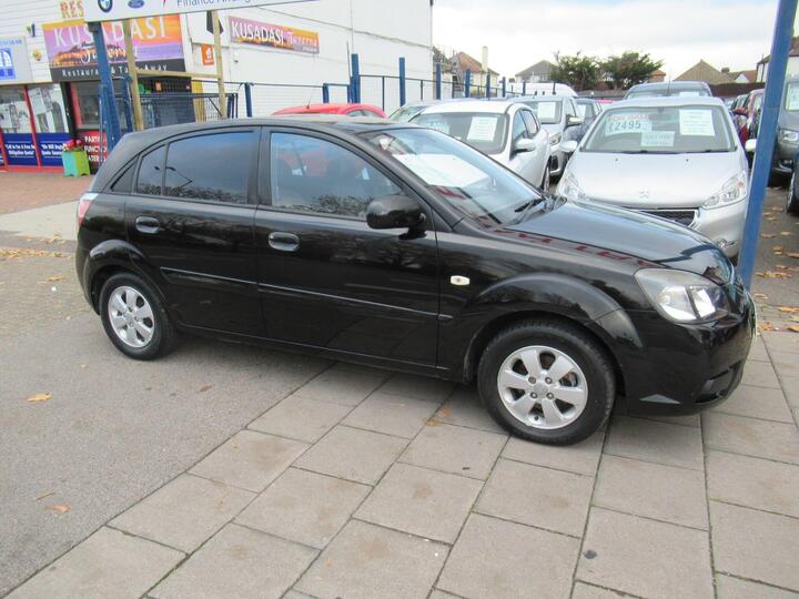 Kia Rio 1.4 2 5dr