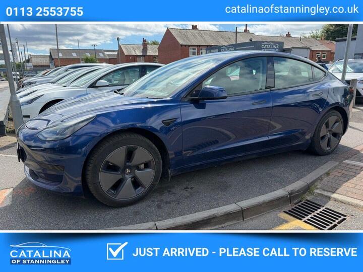 Tesla Model 3 Standard Range Plus Auto RWD 4dr