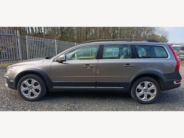 Volvo XC70 2.4 D5 SE Lux Geartronic AWD Euro 5 5dr
