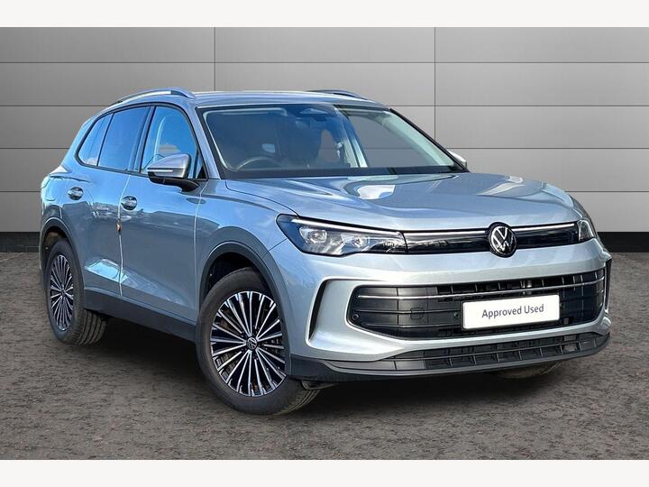 Volkswagen Tiguan 1.5 ETSI MHEV Match DSG Euro 6 (s/s) 5dr Volkswagen Tiguan 1.5 ETSI MHEV Match DSG Euro 6 (s/s) 5dr