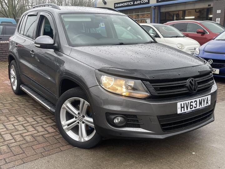 Volkswagen TIGUAN 2.0 TDI BlueMotion Tech Match DSG 4WD Euro 5 (s/s) 5dr