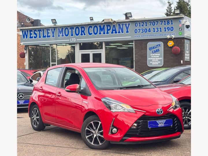 Toyota Yaris 1.5 VVT-h Icon Tech E-CVT Euro 6 (s/s) 5dr