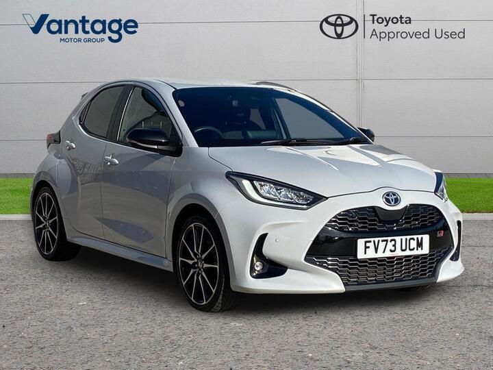 Toyota Yaris 1.5 VVT-h GR SPORT E-CVT Euro 6 (s/s) 5dr