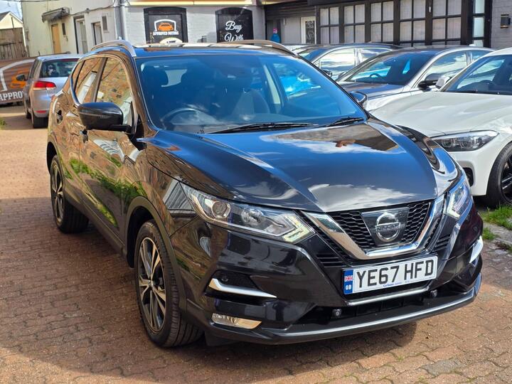 Nissan Qashqai 1.2 DIG-T N-Connecta Euro 6 (s/s) 5dr