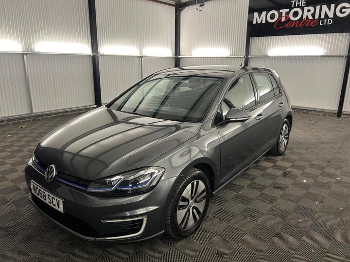 Volkswagen E-Golf 35.8kWh E-Golf Auto 5dr
