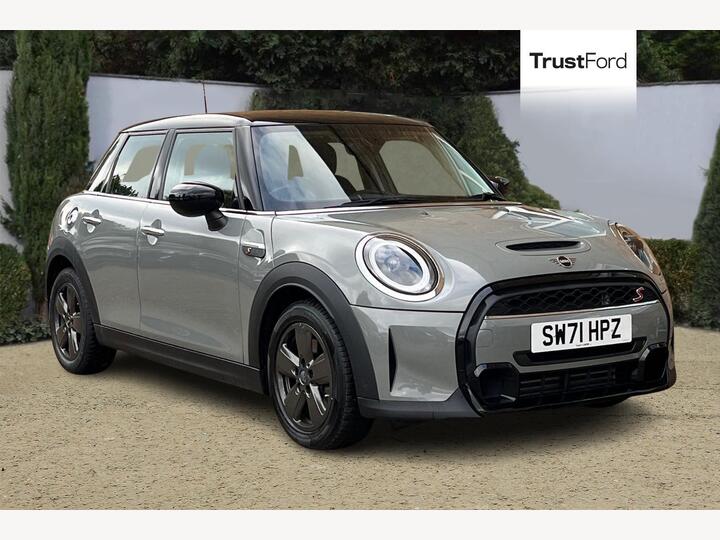 MINI Hatch 2.0 Cooper S Classic Steptronic Euro 6 (s/s) 5dr