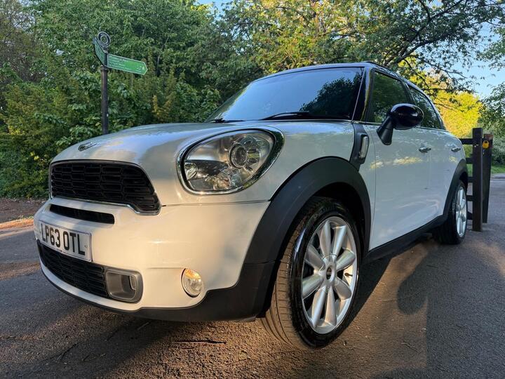 MINI Countryman 1.6 Cooper S Auto ALL4 Euro 5 5dr MINI Countryman 1.6 Cooper S Auto ALL4 Euro 5 5dr
