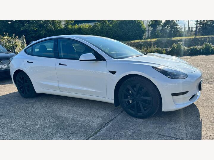Tesla Model 3 (Dual Motor) Long Range Auto 4WDE 4dr
