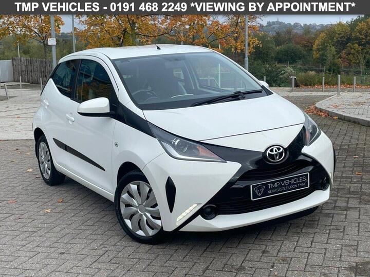 Toyota AYGO 1.0 VVT-i X-play Euro 5 5dr Euro 5