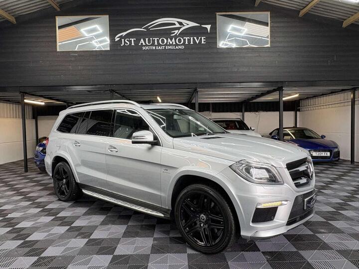 Mercedes-Benz GL-CLASS 5.5 GL63 V8 AMG SpdS+7GT 4WD Euro 5 (s/s) 5dr Mercedes-Benz GL-CLASS 5.5 GL63 V8 AMG SpdS+7GT 4WD Euro 5 (s/s) 5dr