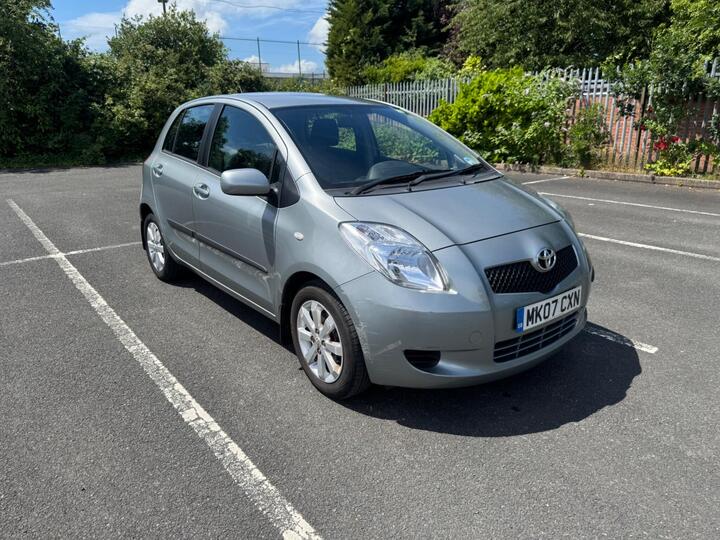 Toyota Yaris 1.3 VVT-i Zinc 5dr