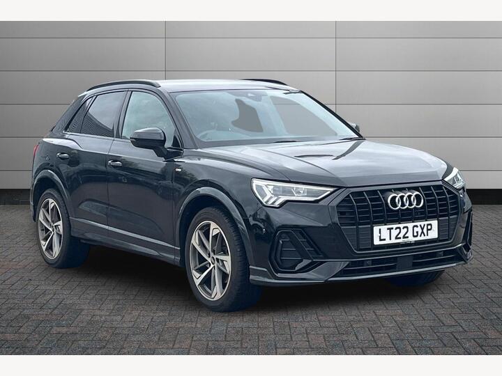 Audi Q3 1.5 TFSI CoD 35 Black Edition S Tronic Euro 6 (s/s) 5dr