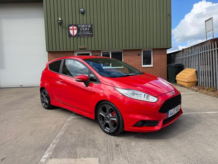 Ford FIESTA 1.6T EcoBoost ST-3 Euro 6 3dr
