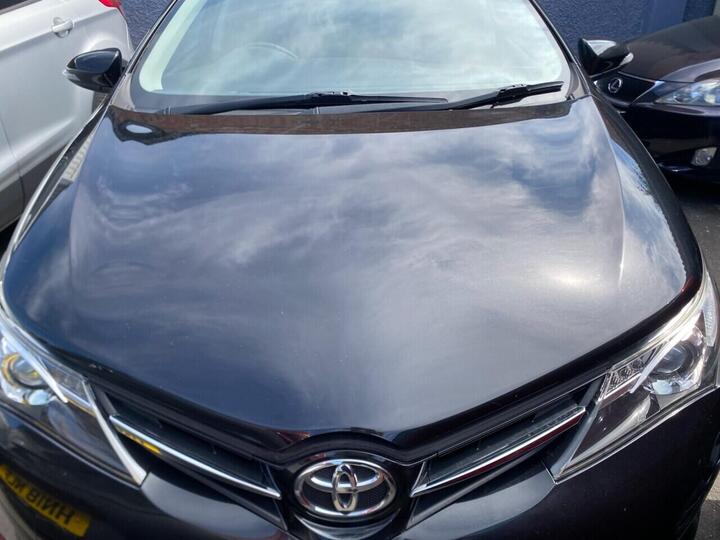 Toyota AURIS 1.6 V-Matic Icon Plus Euro 5 5dr