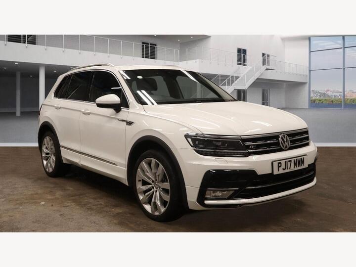 Volkswagen Tiguan 2.0 BiTDI BlueMotion Tech R-Line DSG 4Motion Euro 6 (s/s) 5dr Volkswagen Tiguan 2.0 BiTDI BlueMotion Tech R-Line DSG 4Motion Euro 6 (s/s) 5dr