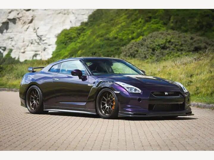 Nissan GT-R 3.8 V6 Black Edition Auto 4WD Euro 4 2dr