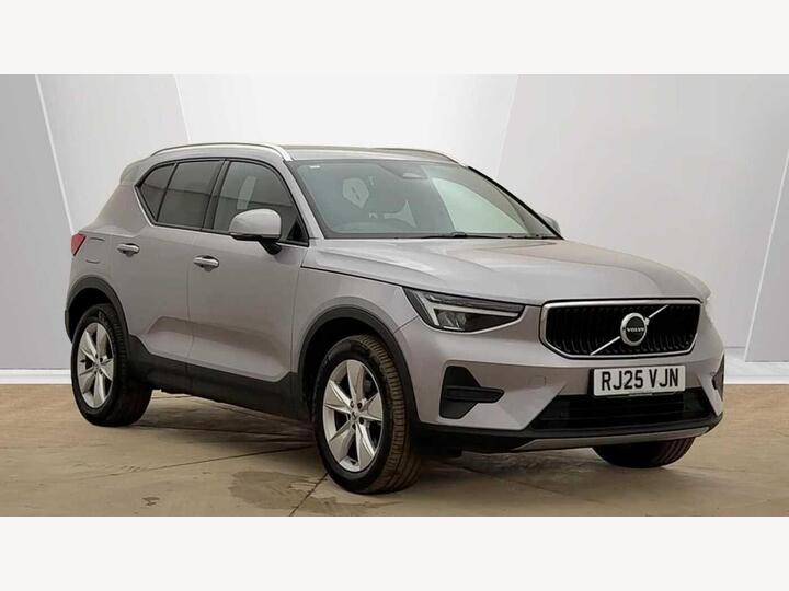 Volvo XC40 2.0 B3 MHEV Core DCT Auto Euro 6 (s/s) 5dr