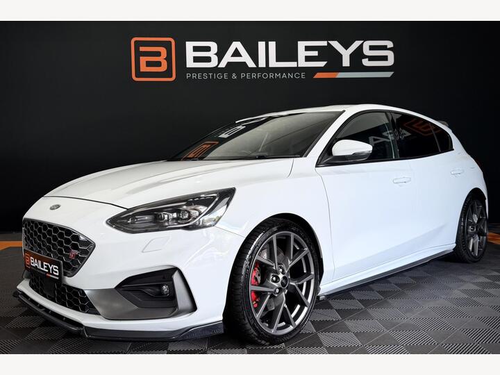 Ford Focus 2.3T EcoBoost ST Euro 6 (s/s) 5dr