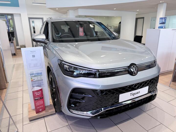 Volkswagen Tiguan 1.5 ETSI MHEV R-Line DSG Euro 6 (s/s) 5dr