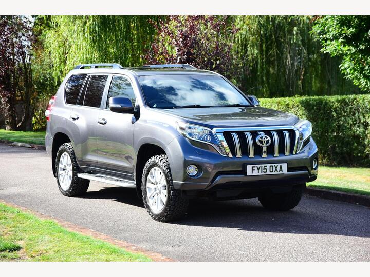 Toyota Land Cruiser 3.0 D-4D Invincible Auto 4WD Euro 5 5dr (7 Seats)