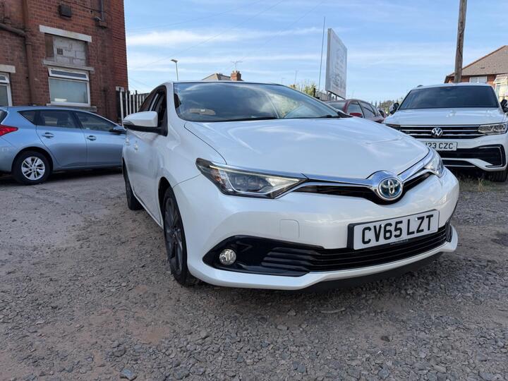Toyota Auris 1.6 D-4D Design Euro 6 (s/s) 5dr