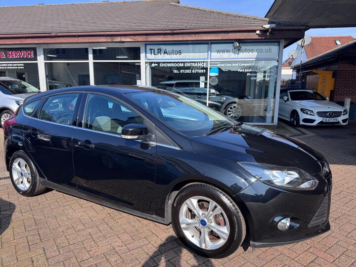 Ford Focus 1.6 Zetec Powershift Euro 5 5dr