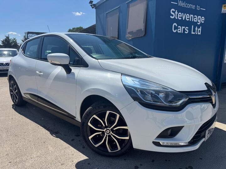 Renault Clio 0.9 TCe Play Euro 6 (s/s) 5dr