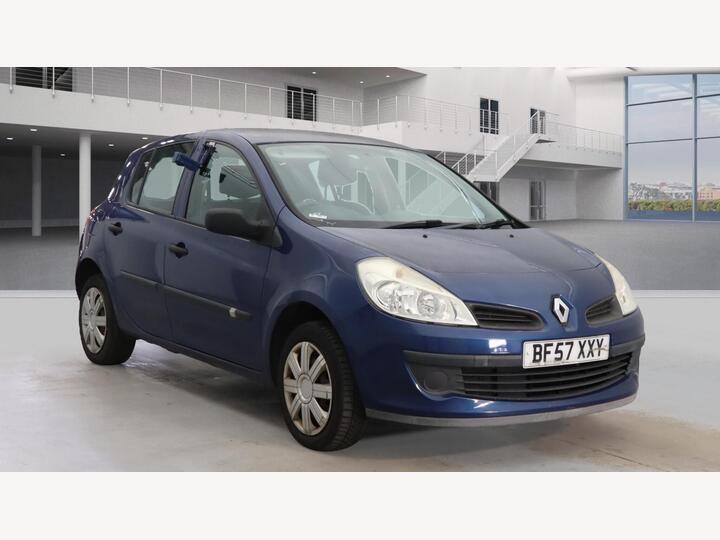 Renault Clio 1.2 16v 75 Authentique 5dr Renault Clio 1.2 16v 75 Authentique 5dr