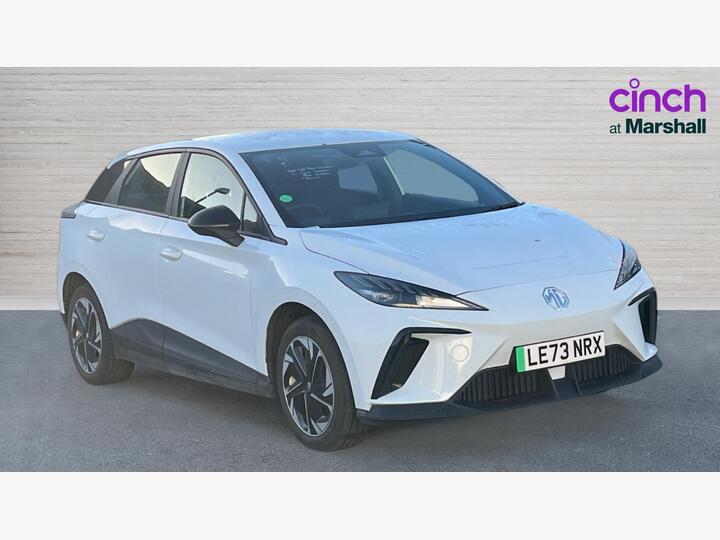 MG MG4 64kWh SE Long Range Auto 5dr
