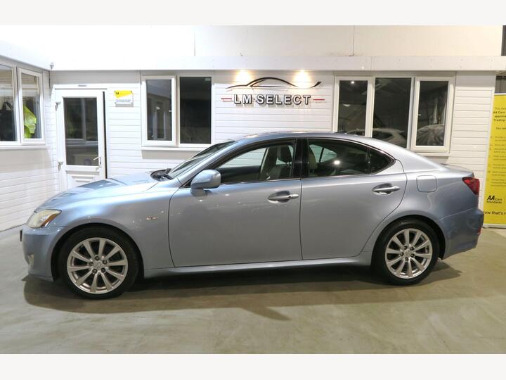 Lexus IS 2.5 250 SE-L 4dr