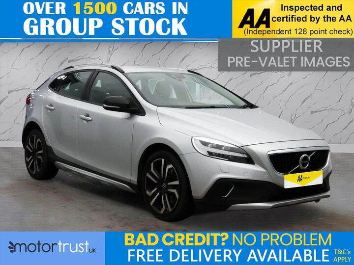 Volvo V40 CROSS COUNTRY 1.5 T3 Nav Plus Auto Euro 6 (s/s) 5dr Volvo V40 CROSS COUNTRY 1.5 T3 Nav Plus Auto Euro 6 (s/s) 5dr