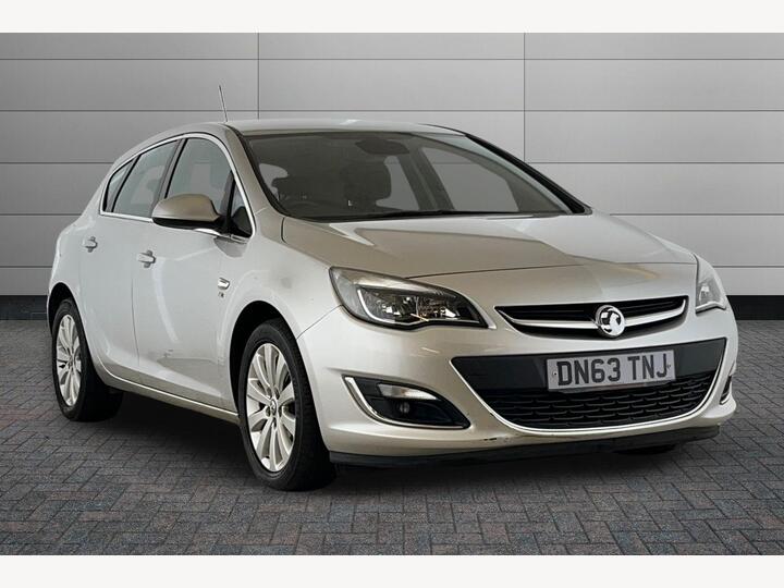 Vauxhall Astra 1.7 CDTi EcoFLEX SE Euro 5 (s/s) 5dr