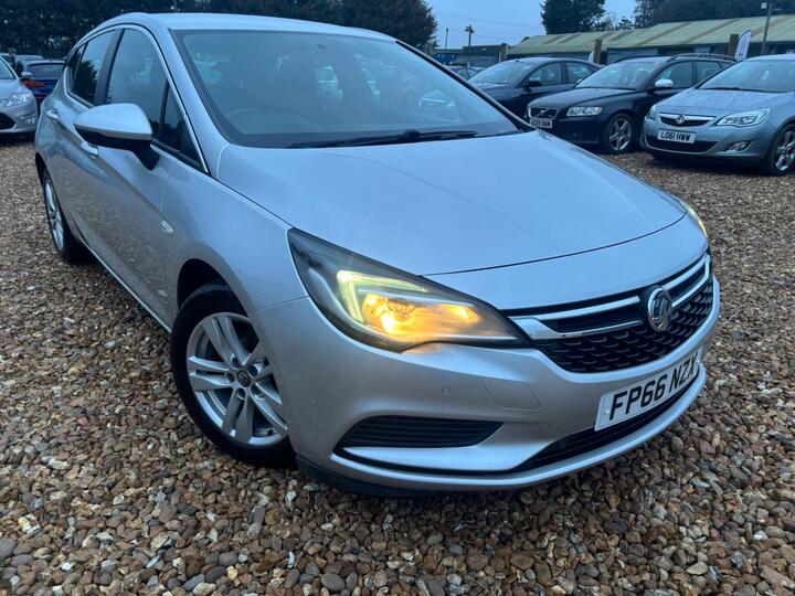 Vauxhall Astra 1.6 CDTi EcoFLEX Tech Line Euro 6 (s/s) 5dr