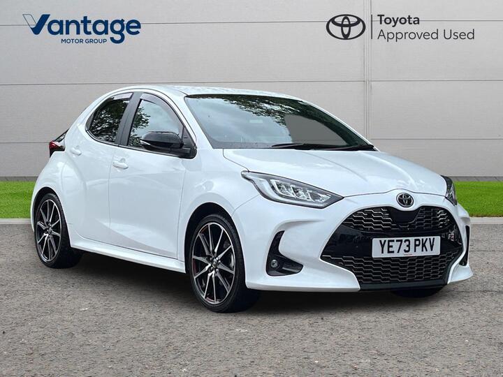 Toyota Yaris 1.5 VVT-h GR SPORT E-CVT Euro 6 (s/s) 5dr