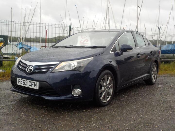 Toyota Avensis 2.0 D-4D Icon Plus Euro 5 4dr