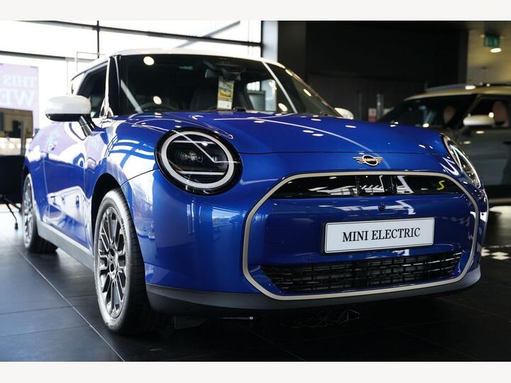 MINI Electric Cooper SE 54.2kWh Exclusive Auto 3dr