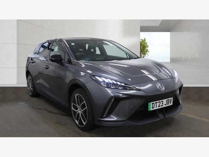 MG MG4 64kWh Trophy Long Range Auto 5dr