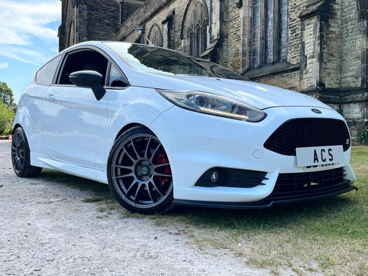Ford Fiesta 1.6T EcoBoost ST-2 Euro 6 3dr
