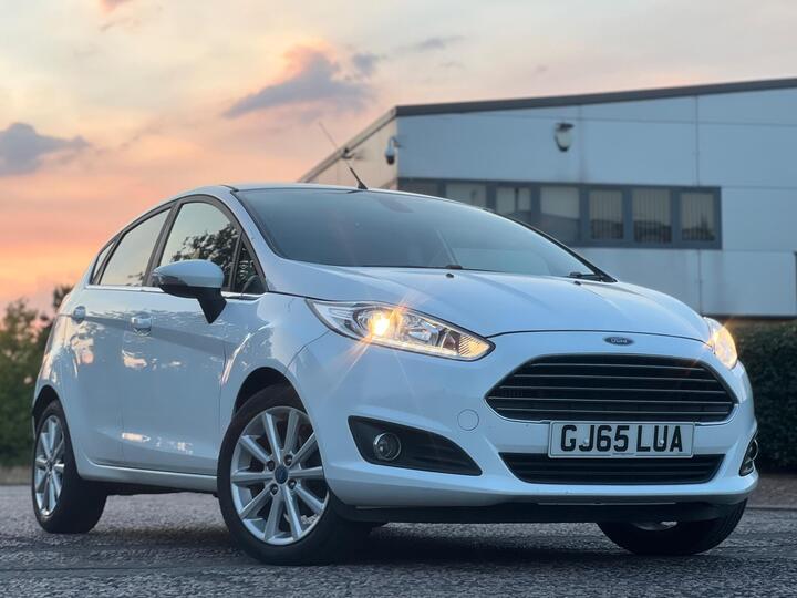 Ford Fiesta 1.0T EcoBoost Titanium Euro 6 (s/s) 5dr
