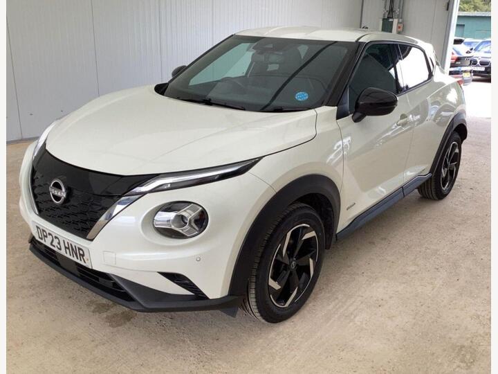 Nissan JUKE 1.6 N-Connecta Auto Euro 6 5dr