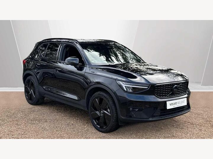 Volvo XC40 2.0 B4 MHEV Plus Black Edition DCT Auto Euro 6 (s/s) 5dr