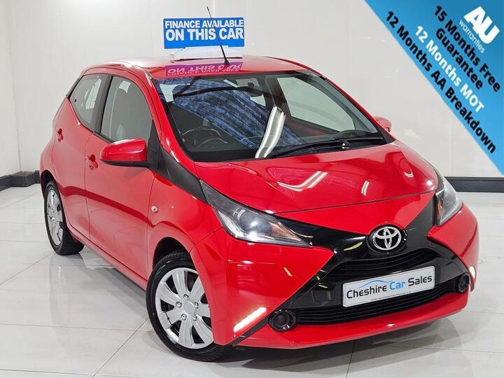Toyota AYGO 1.0 VVT-i X-play Euro 6 5dr Toyota AYGO 1.0 VVT-i X-play Euro 6 5dr